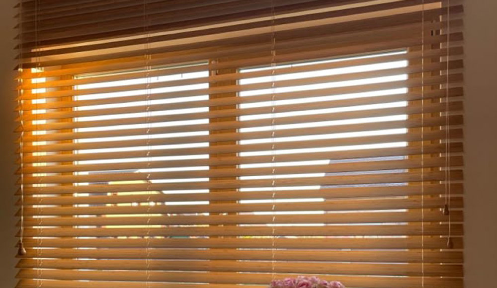 Wooden Blinds in Delhi